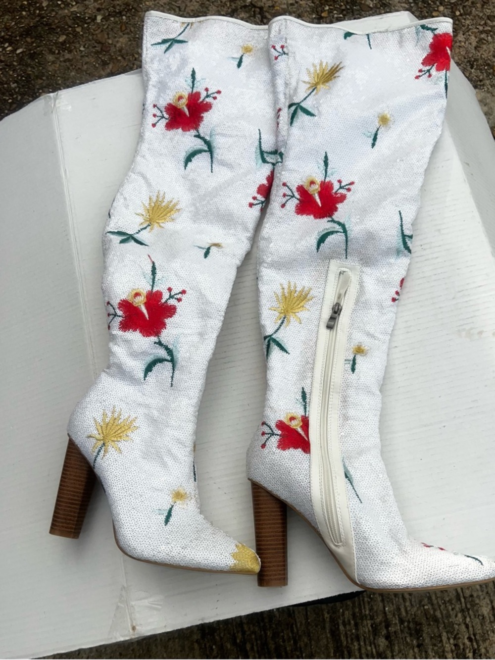 White Floral Embroidered Knee-High Women's Boots Sz. 8.5